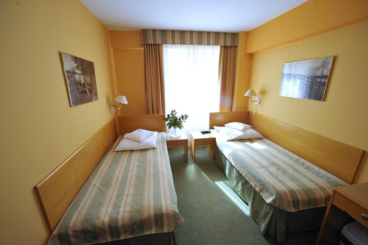 Hotel Sport Bełchatów Kültér fotó