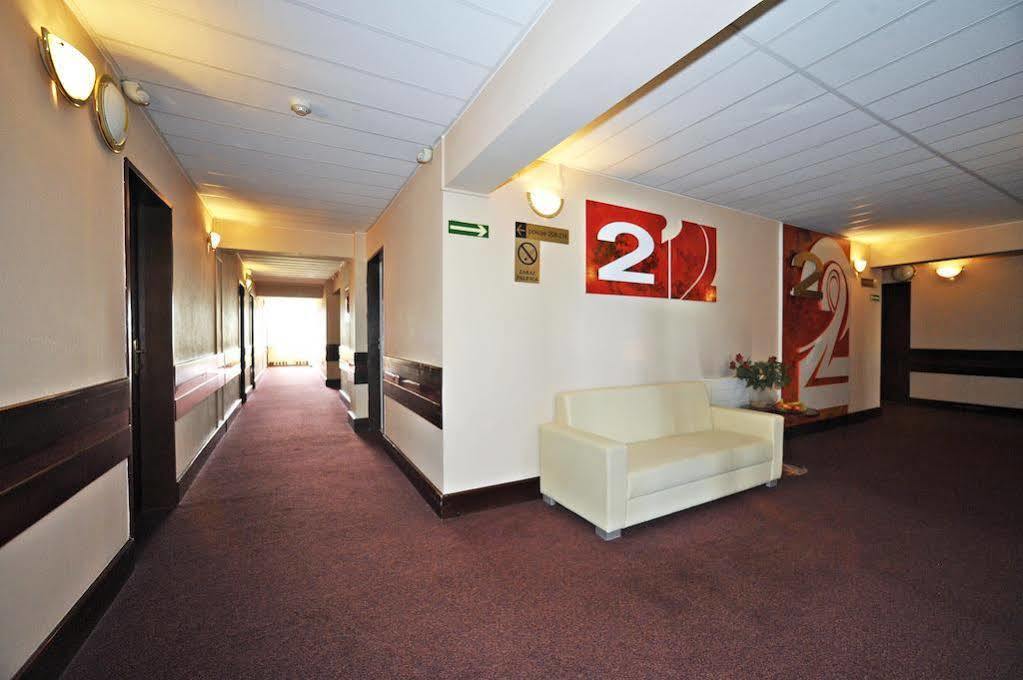 Hotel Sport Bełchatów Kültér fotó