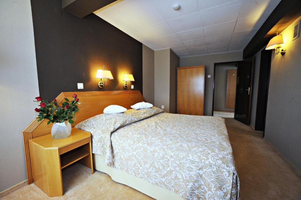 Hotel Sport Bełchatów Kültér fotó