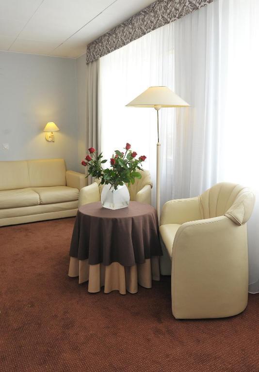Hotel Sport Bełchatów Kültér fotó