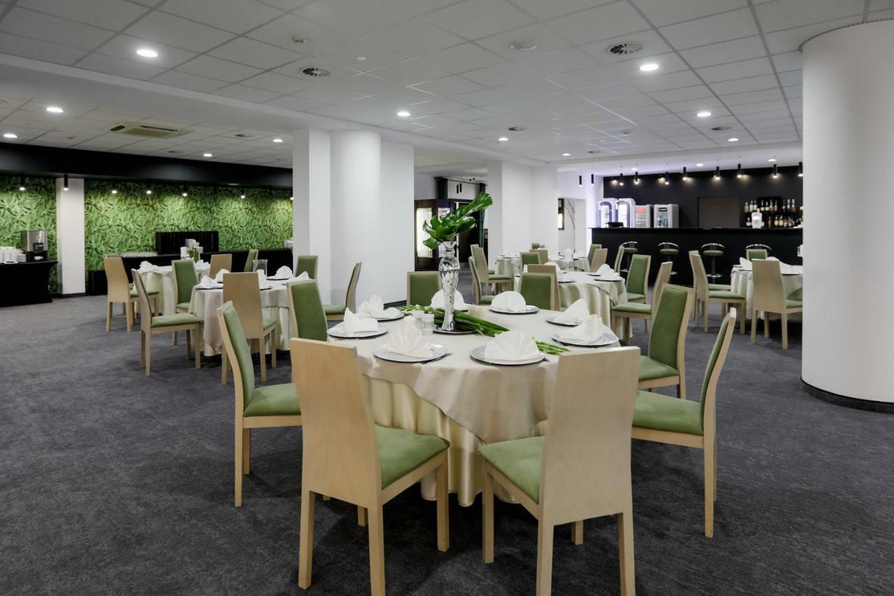 Hotel Sport Bełchatów Kültér fotó